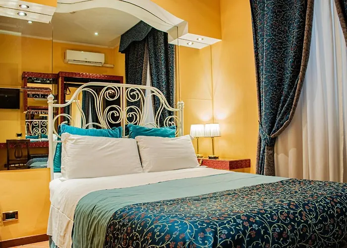 Canova Hotel 3*