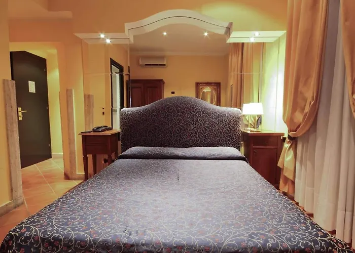 Canova Hotel Rome